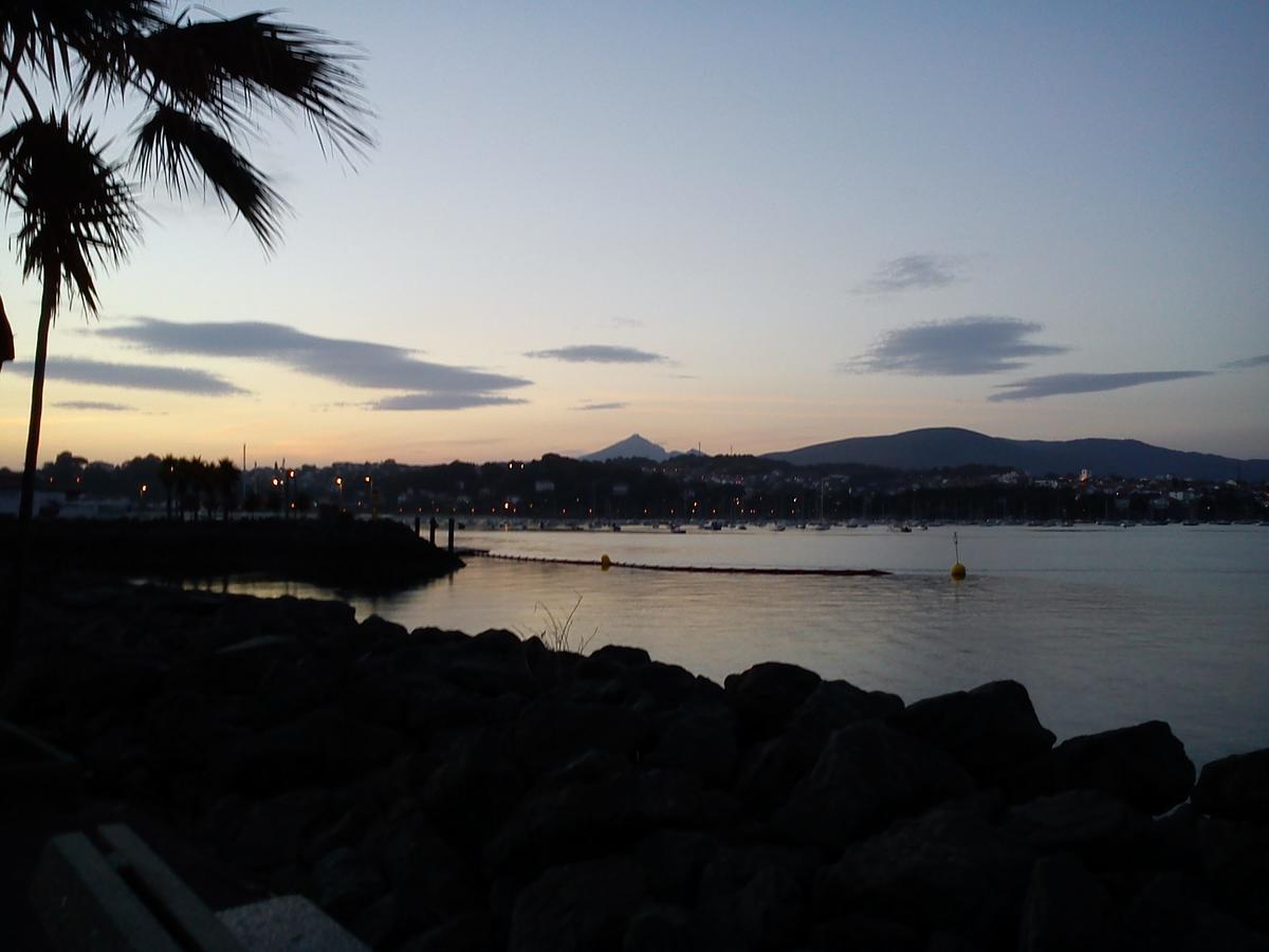 Hotel Valencia Hendaye Exterior foto